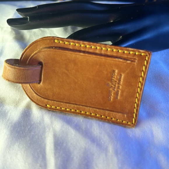 Louis Vuitton luggage tag - Picture 4 of 4